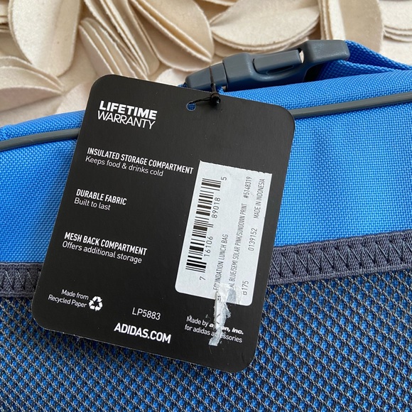 ❣️🆕Adidas Foundation Lunch Bag❣️ - Picture 7 of 10